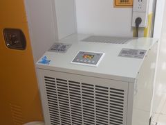 -安东易迷你自助仓储寄存仓库(杨浦店)