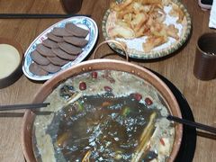 -滇翁·云南酸菜牛肉火锅(合肥首店坝上吾悦广场店)