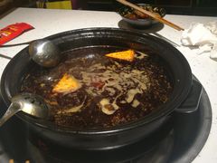 -钢管厂五区小郡肝串串香(奥克斯广场锦城万达店)