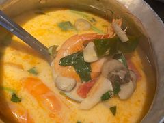 -大头虾越式风味餐厅(光明广场店)