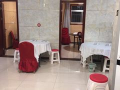 -宾朋海鲜特色美食餐厅·纯手工鲅鱼水饺(兴海路店)