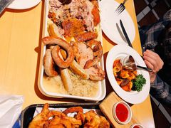 烤猪肘拼盘-普拉那啤酒坊Paulaner(凯宾斯基饭店)