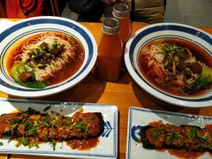 -霸蛮湖南菜·牛肉粉(荣京西街店)