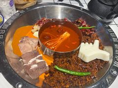 -贤合庄卤味火锅(时代广场店)