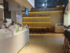 -奈雪的茶(领展中心城店)