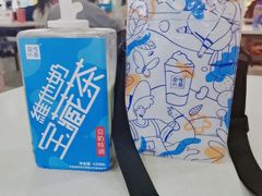 -奈雪的茶(湖滨银泰in77C区PRO店)