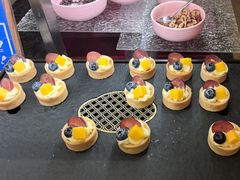 -亚龙湾希尔顿自助餐厅·海鲜·烧烤·沙滩BBQ·现场乐队