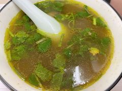 牛肉汤-黄阿姨锅贴大王(万航渡路店)