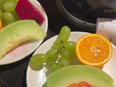-钱小奴海鲜自助黑金店(杭州滨江龙湖店)