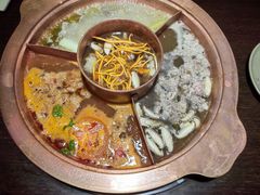 -滇釜火锅·能喝汤的火锅(车公庄店)