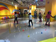 -阿布溜溜·轮滑(21世纪太阳城店)