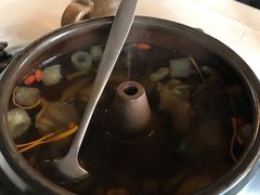山珍汽锅鸡-泓0871臻选云南菜·味庄