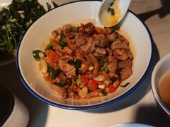 -湘西小馆(滨河路店)