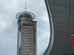 -陆家嘴空中步行连廊