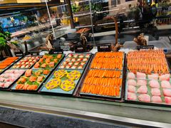 -钱小奴海鲜自助黑金店(杭州滨江龙湖店)