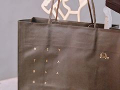 -喜茶(深圳万象城黑金店)