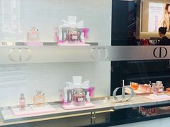 -Dior迪奥(上海世茂广场店)