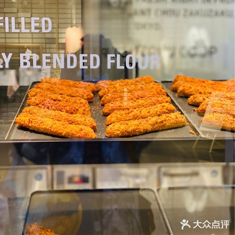魔都探店｜FOOM黑拿铁&ZAKU魔都超人气网红泡芙