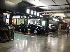 -虹口龙之梦购物中心·停车场