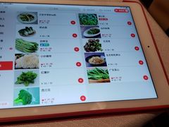 -千百味红餐厅·江西菜(绿地双子塔店)