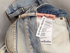 -Acne Studios(芮欧百货店)