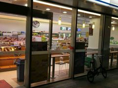 -全家便利店(银翔路店)