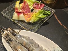 -雍容荟帝王蟹活龙虾展台自助(IFS黑金店)