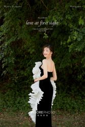 -雪中彩影婚纱摄影·微光艺术中心