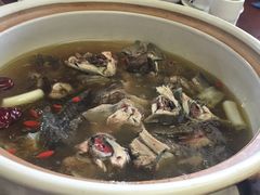 -东巴谷野生菌火锅餐厅