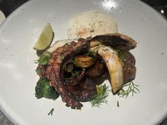 -LESCEDARS Brasserie Bistro香柏树