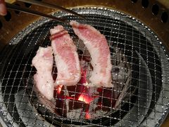 -山川小町·极番烧肉(新地假日广场店)