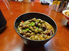 -虾弄弄海派小龙虾·牛羊蝎子火锅