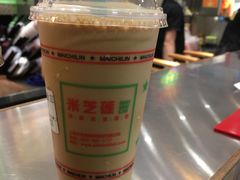 港式現拉絲襪奶茶-美芝莲(东方宝泰店)