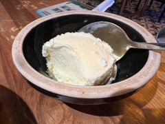 姜撞奶冰淇淋-小粤楼·怀旧粤菜(万辉国际广场店)
