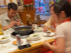 -佬缸炮江湖川菜(玉林店)