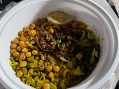 -三千粉牛肉米粉(来客茂店)