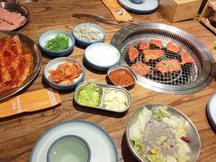 -明洞阿姨·韩式酱蟹烤肉·创意料理(三元桥店)