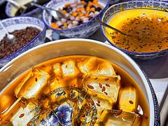 -八一路好吃街(雨田商务大厦店)