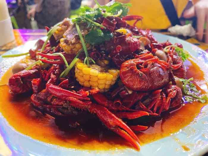 位置在太古里晶融汇方向一直往下走,不好描述,按照地图走没错.