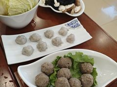 -楼外楼大刀肉传统火锅(西安大路店)