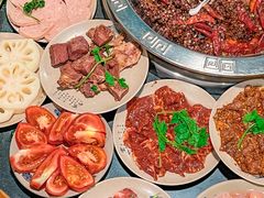 -洞亭火锅(防空洞总店)
