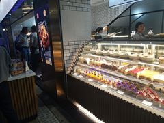 面包甜点陈列柜-幸福西饼面包茶饮(车公庙店)