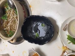 -土连锅·现熬养生汤锅(梁家巷店)