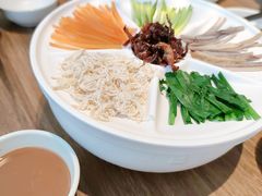 鸡丝凉米线-云海肴云南菜(浦江欢乐颂店)