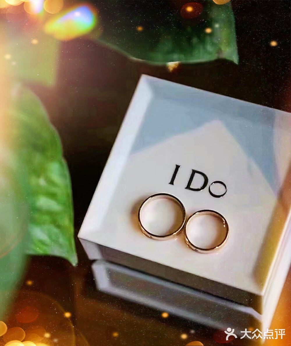 时尚又简约的玫瑰金对戒,在I Do找到啦~