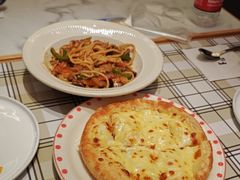 -菲滋意式餐厅(富阳东方茂店)