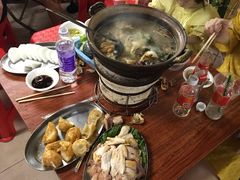 -威邵鸡煲(西华路总店)