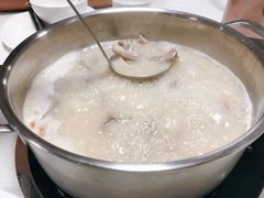 -煲王粤菜餐厅(中侨中心店)