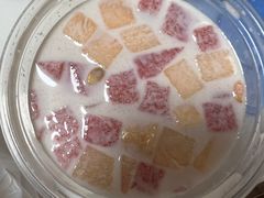-广信牛奶甜品世家(台东店)