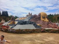 -彩色沙林风景区